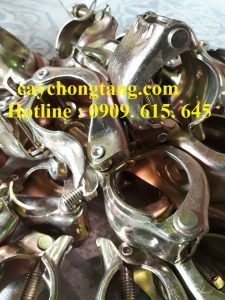 Cùm khóa giáo tại xưởng sản xuất Hoàng Kim Cùm khóa giáo tại xưởng sản xuất Hoàng Kim